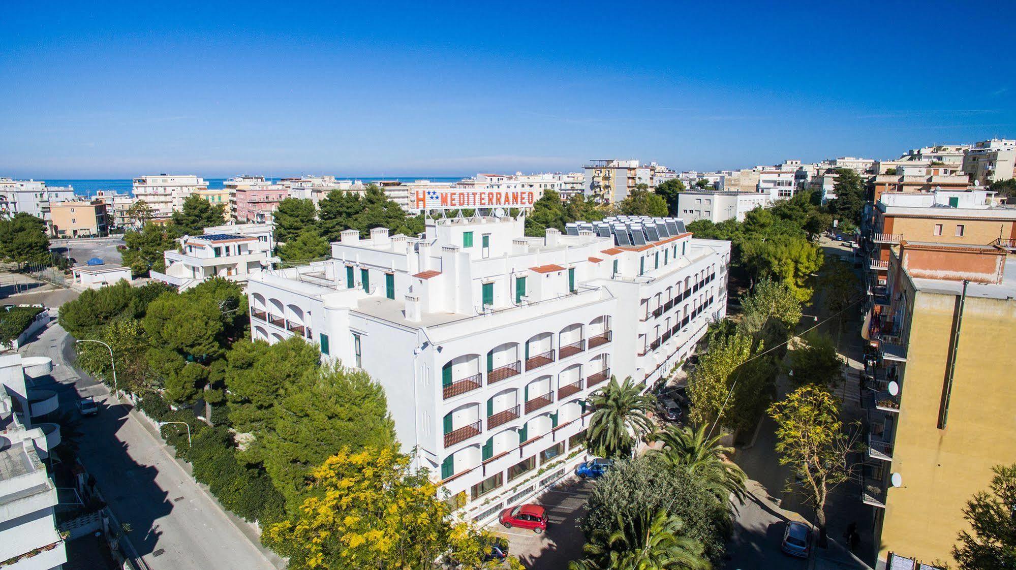 Hotel Mediterraneo Vieste Esterno foto